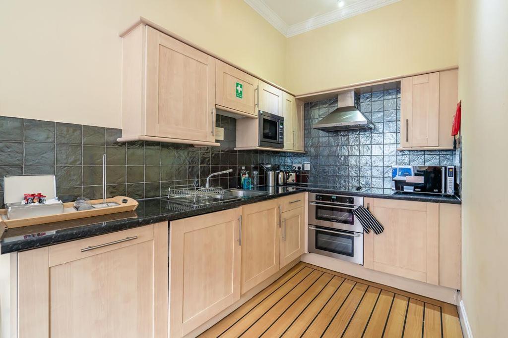 Tron Kirk Residence 爱丁堡 外观 照片